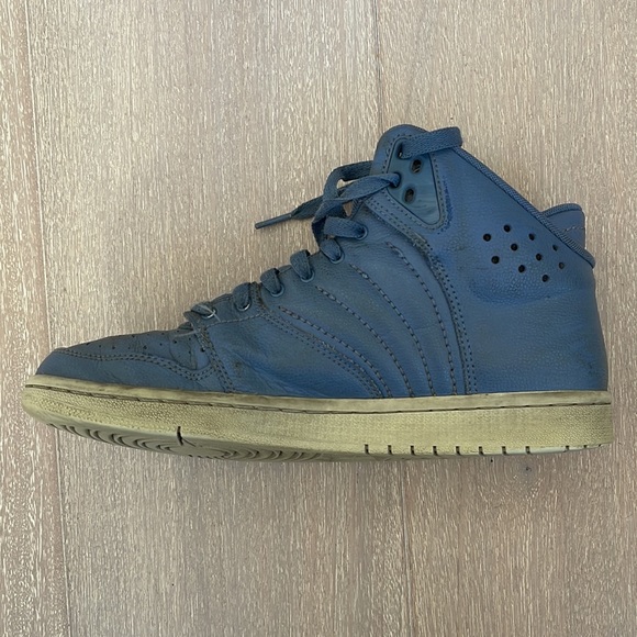 Air Jordan sneakers - Picture 7 of 8